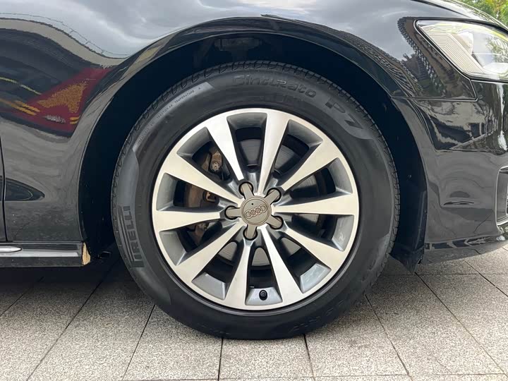 Audi A6L TFSI — фото 19