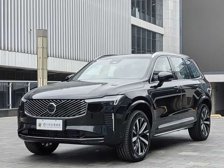 Volvo XC 90 2026 B 5 4 WD 5 — фото 2