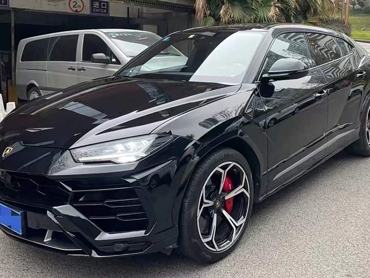 Lamborghini Urus 2018 4.0 T V 8 — фото 1