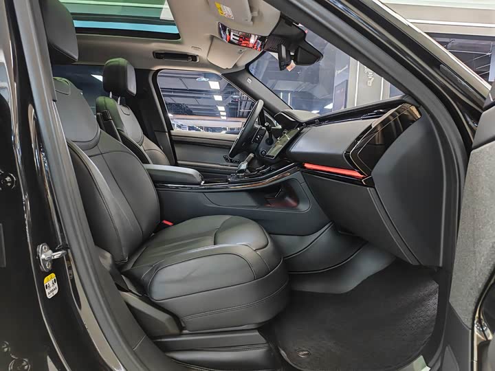 Land Rover Range Rover Sport — фото 11