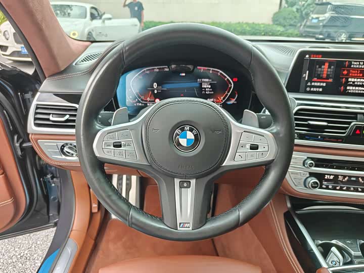 BMW 7-Series 2019 740 Li x Drive M — фото 8