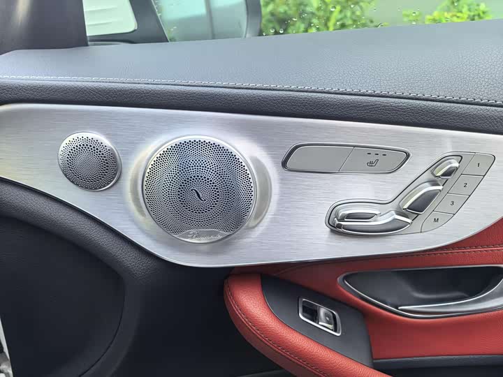 Mercedes-Benz C-Class 2019 C 300 — фото 8