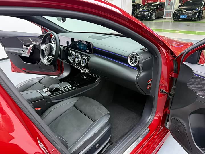 Mercedes-Benz A-Class 2020 A 200 L — фото 8