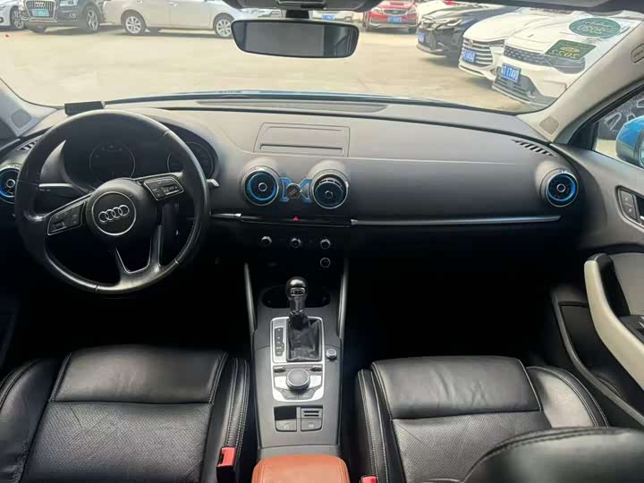 Audi A3 2018 30 Limousine 35 TFSI — фото 8
