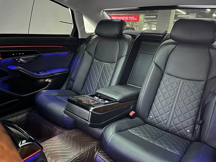 Audi A8 2023 A 8 L 50 TFSI quattro — фото 13