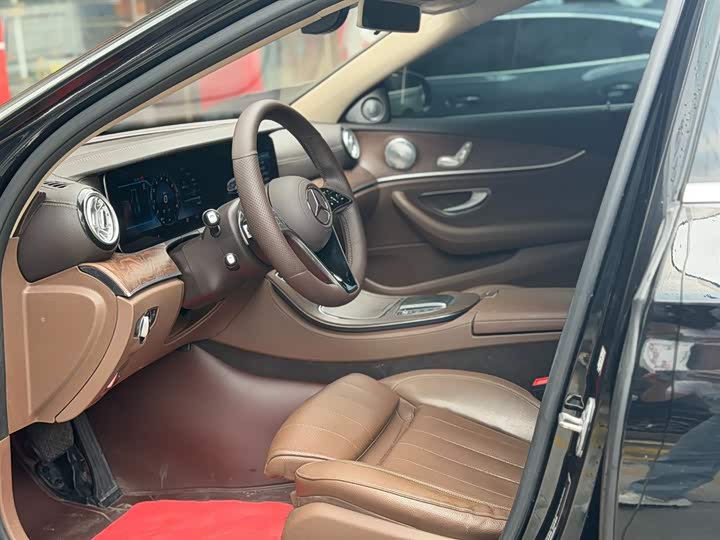 Mercedes-Benz E-Class 2016 E 200 L — фото 6