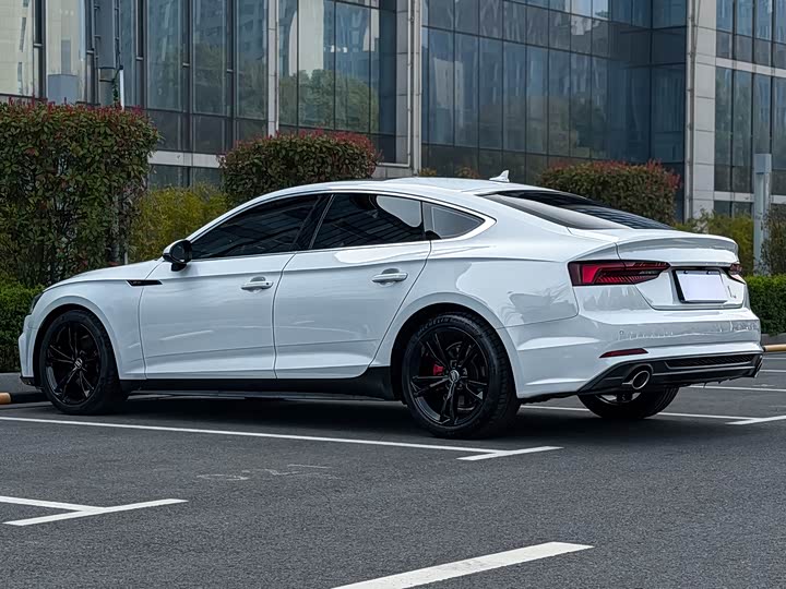 Audi A5 2019 Sportback 40 TFSI — фото 4