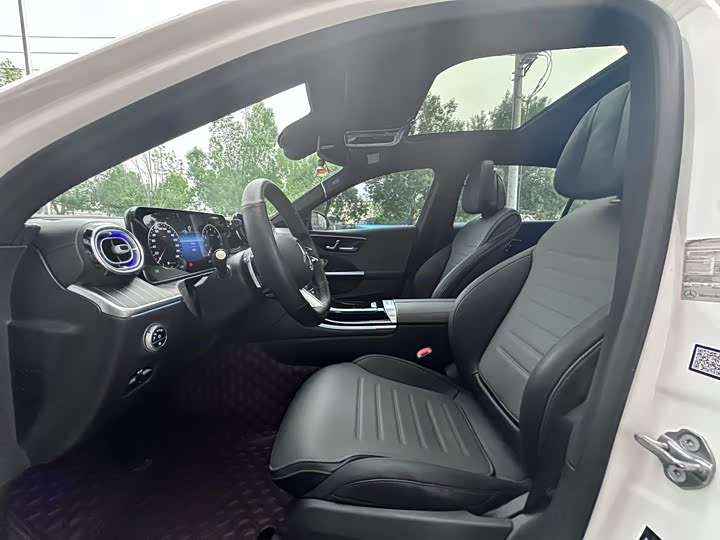 Mercedes-Benz C-Class 2022 C 260 L — фото 7