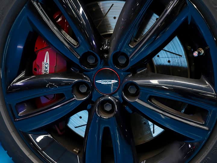 MINI Hatch — фото 6