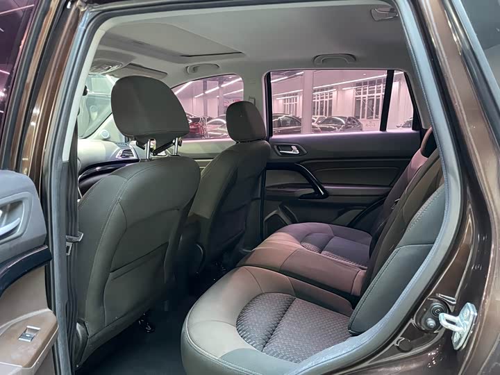 Trumpchi GS4 2015 200 T G-DCT — фото 8