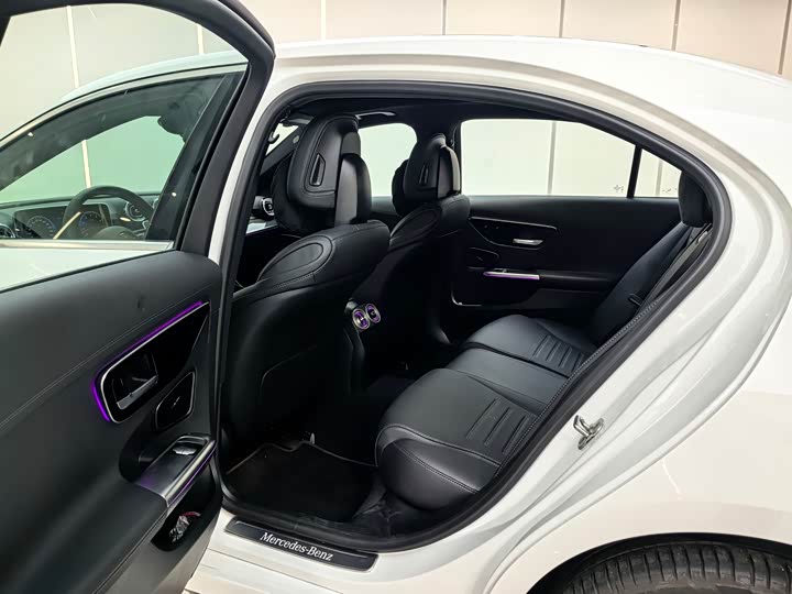 Mercedes-Benz C-Class 2024 C 260 L — фото 7