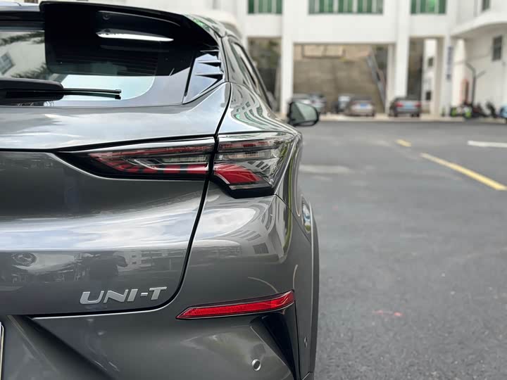 Changan UNI-T 2020 1.5 T Flagship — фото 16