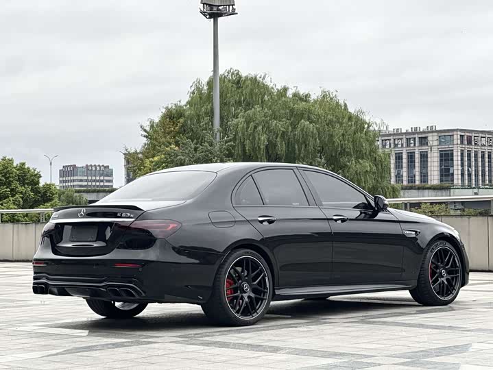 Mercedes-Benz E-Class 2021 AMG E 63 S 4 MATIC+ — фото 11