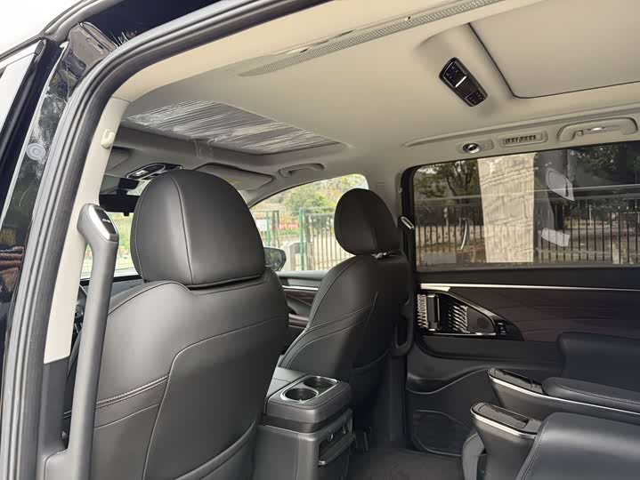 Trumpchi M8 2024 400 T — фото 13
