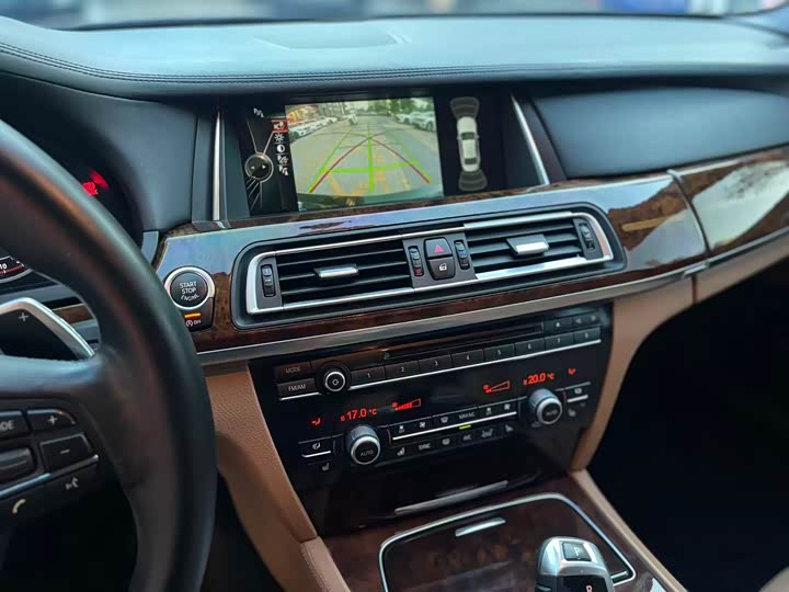 BMW 7-Series 2013 750 Li x Drive — фото 21
