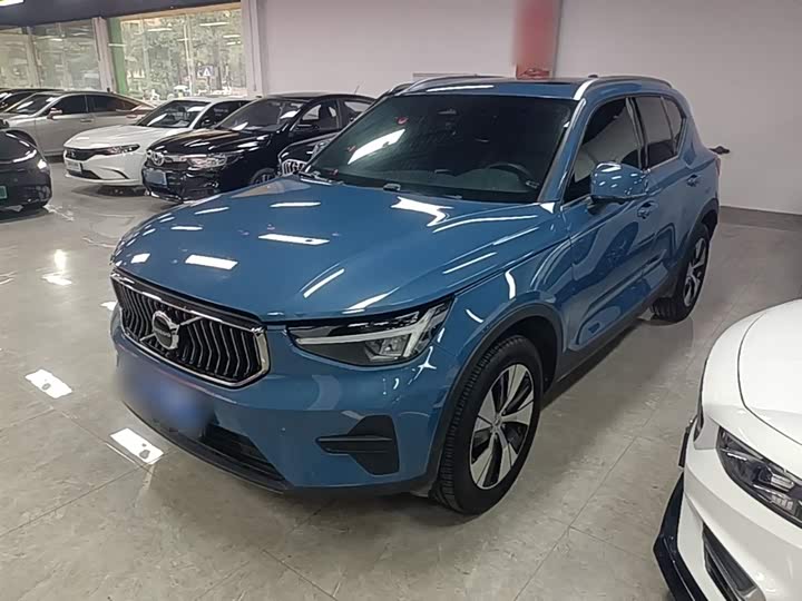 Volvo XC40 2023 B 3 — фото 2