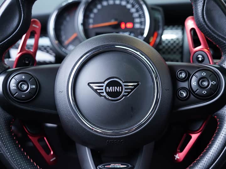 MINI Hatch — фото 11