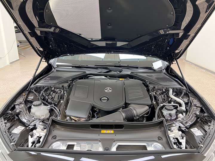Mercedes-Benz E-Class 2024 E 300 L Luxury — фото 23