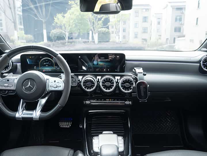 Mercedes-Benz A-Class 2020 AMG A 45 4 MATIC+ — фото 9