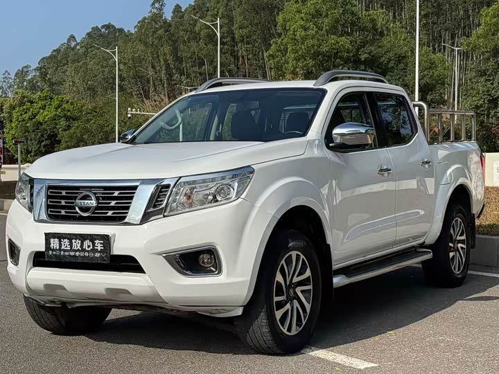 Nissan Navara — фото 1