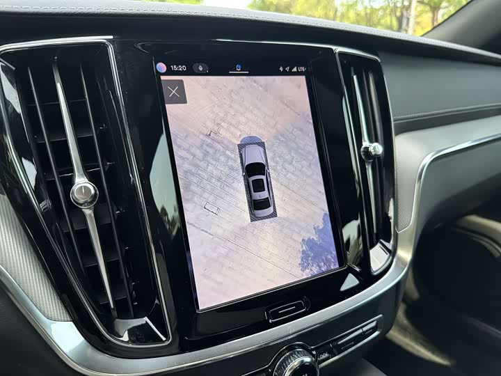 Volvo S 60 Hybrid 2024 T 8 4 WD — фото 14