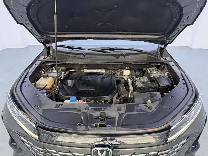 Changan CS75 PLUS 2023 1.5 T ATPremium — фото 18