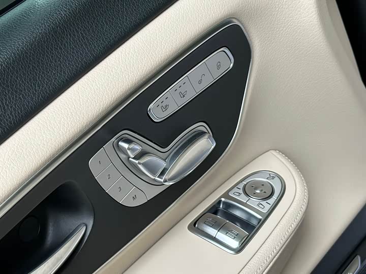 Mercedes-Benz V-Class 2022 V 260 L — фото 7