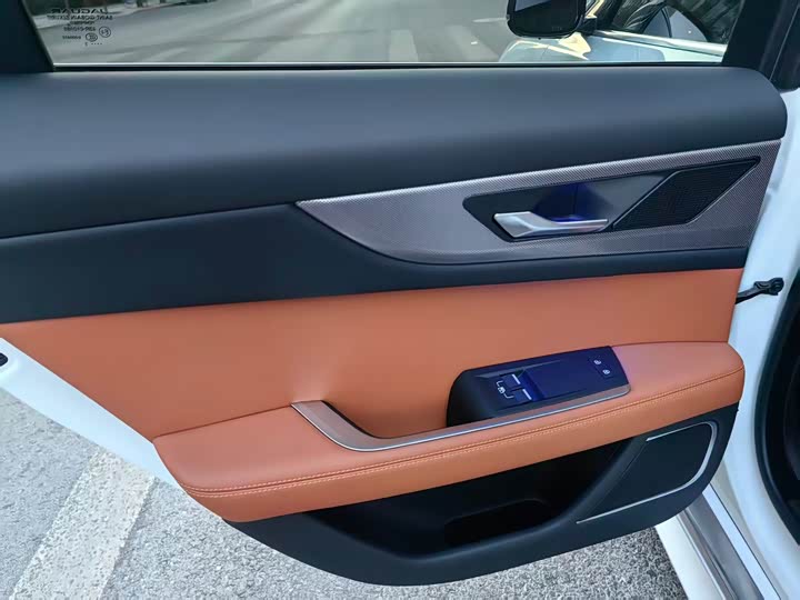 Jaguar XEL 2021 2.0 T 250 PS R-DYNAMIC SE — фото 15