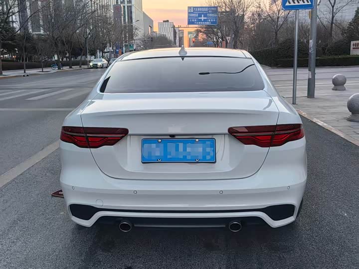 Jaguar XEL 2021 2.0 T 250 PS R-DYNAMIC SE — фото 6