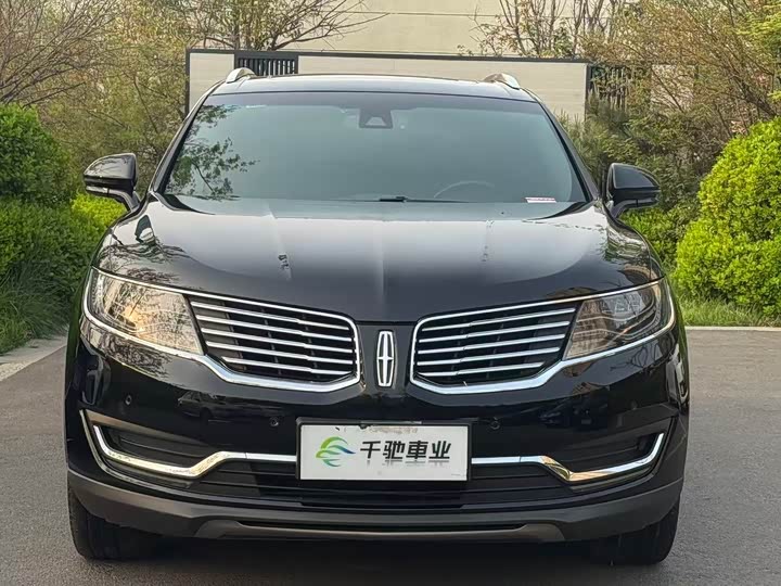 Lincoln MKX 2018 2.7 T 4 WD — фото 2