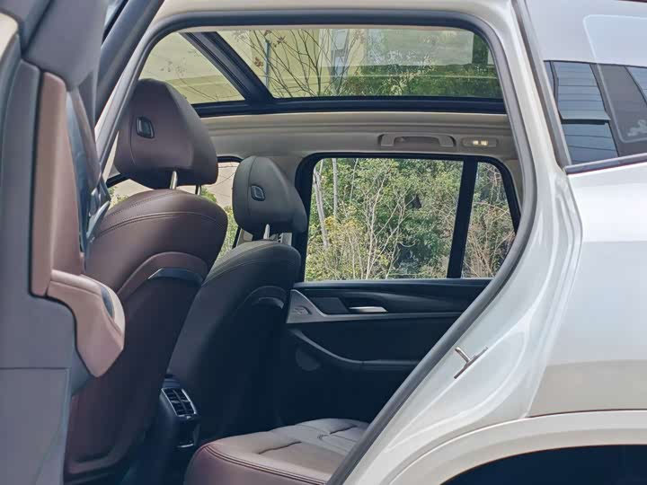 BMW X3 2022 x Drive 30i Leading M — фото 11