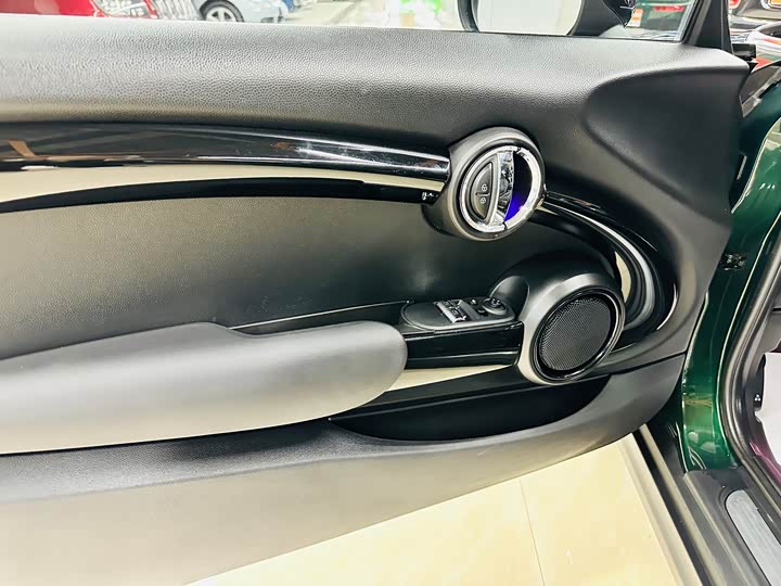 MINI Hatch — фото 16