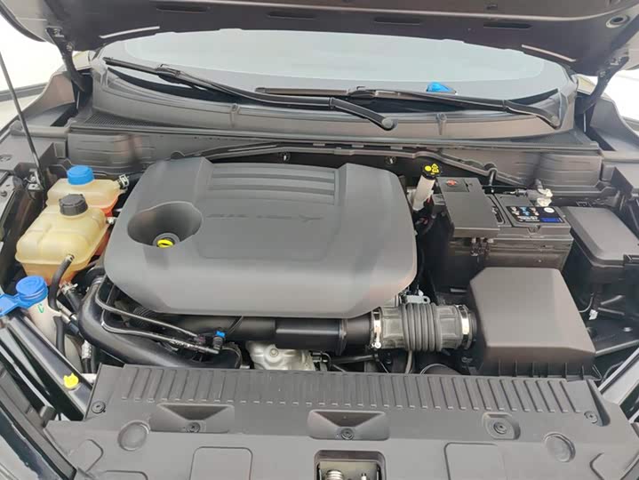 Changan UNI-T 2022 2.0 T Premium — фото 10