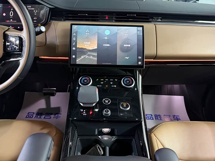 Land Rover Range Rover Sport — фото 12