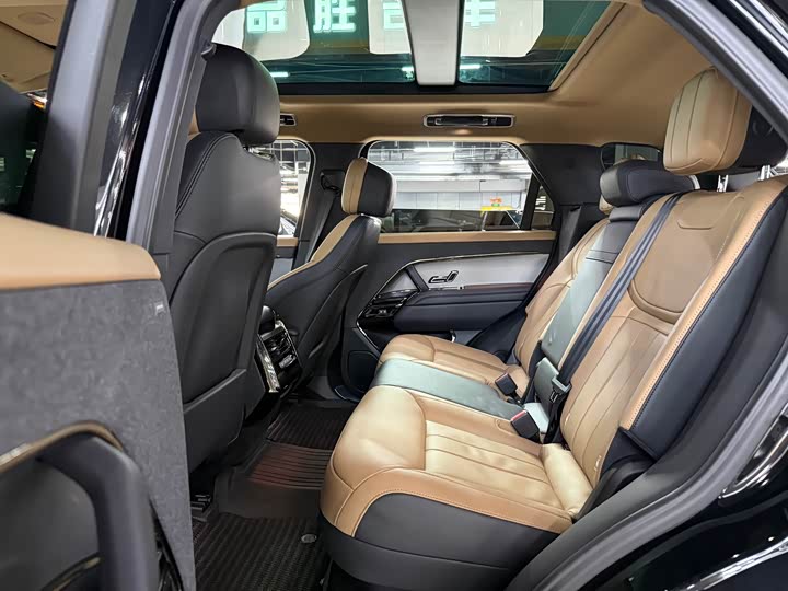 Land Rover Range Rover Sport — фото 15