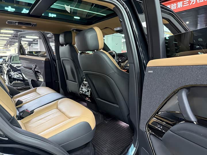 Land Rover Range Rover Sport — фото 16