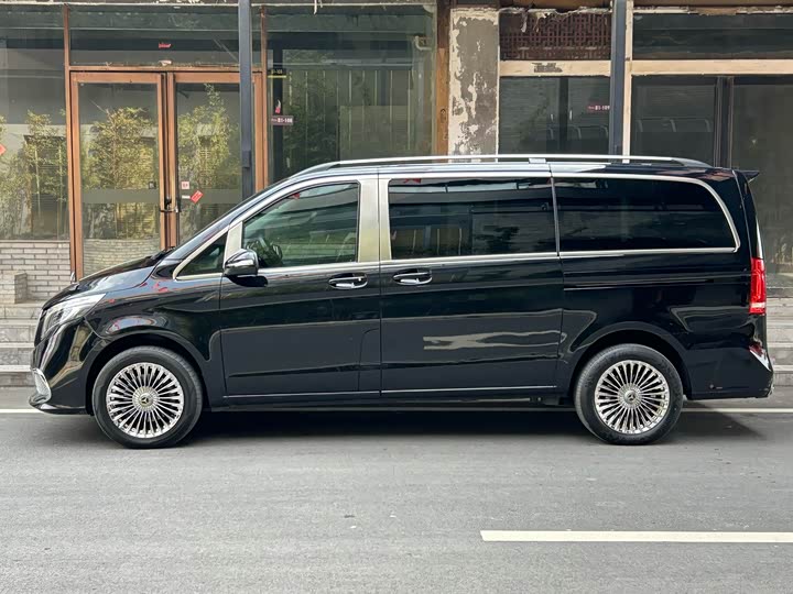 Mercedes-Benz V-Class 2021 V 260 — фото 19
