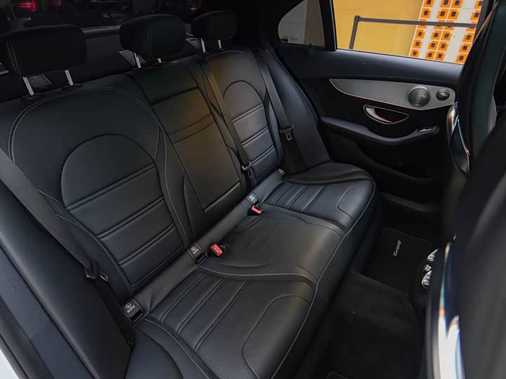 Mercedes-Benz C-Class 2017 AMG C 63 — фото 13