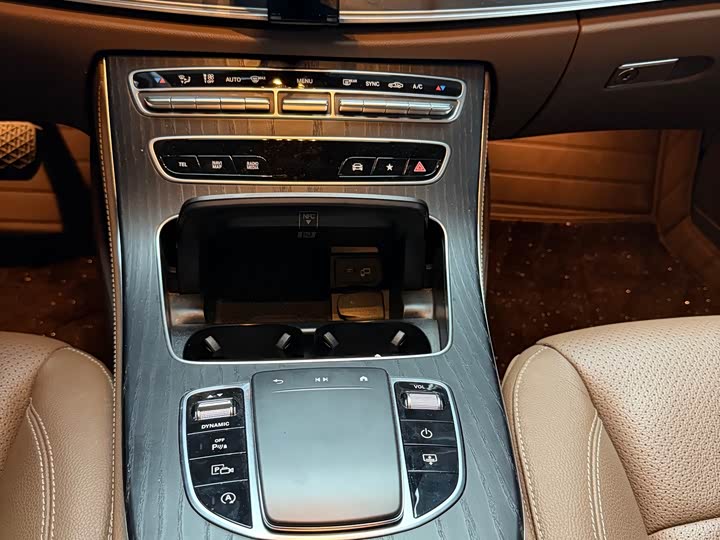 Mercedes-Benz E-Class E 300 L стиль — фото 10