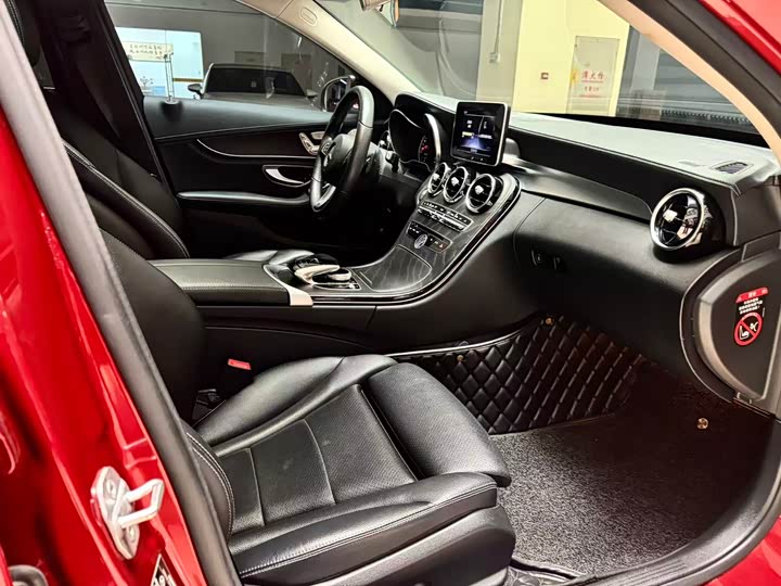 Mercedes-Benz C-Class 2018 C 200 L — фото 7