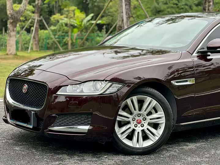 Jaguar XFL 2017 XFL 2.0 T 200 PS — фото 3