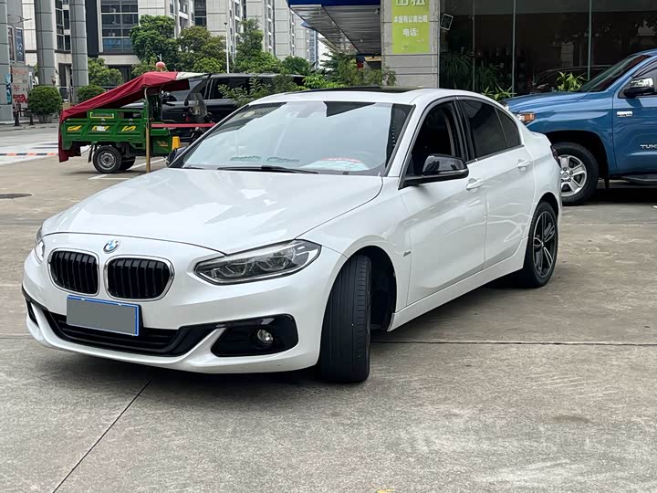 BMW 1-Series 2018 118i Sport