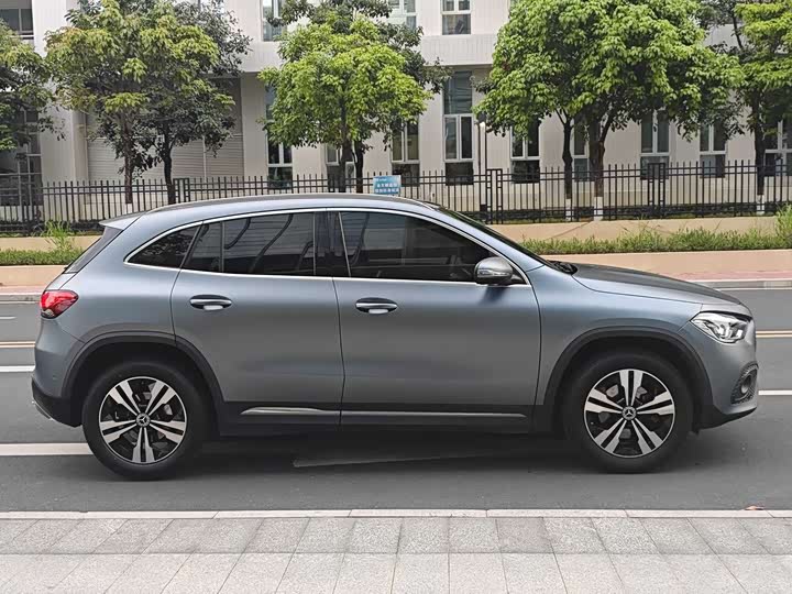 Mercedes-Benz GLA 2022 GLA 200 — фото 20