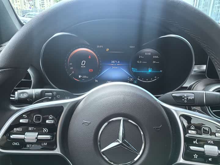 Mercedes-Benz GLC 2022 GLC 300 L 4 MATIC — фото 12