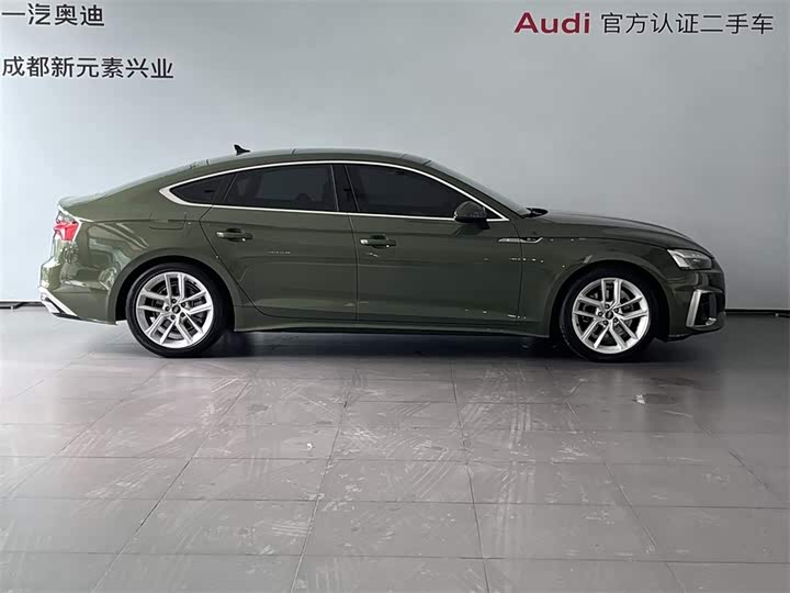 Audi A5 2023 Sportback 40 TFSI — фото 3
