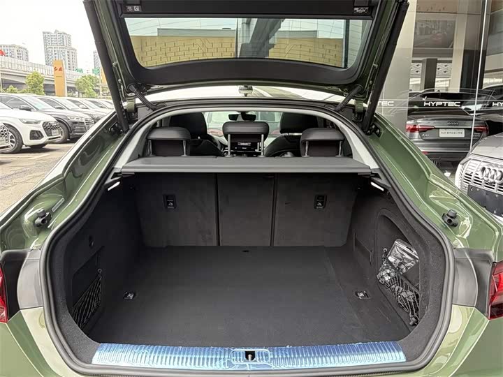 Audi A5 2023 Sportback 40 TFSI — фото 9