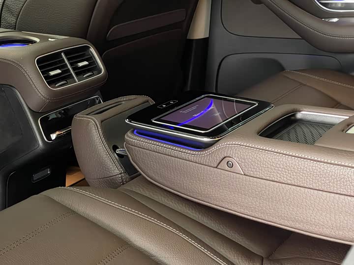 Mercedes-Benz GLS 2023 GLS 450 4 MATIC Luxury — фото 19