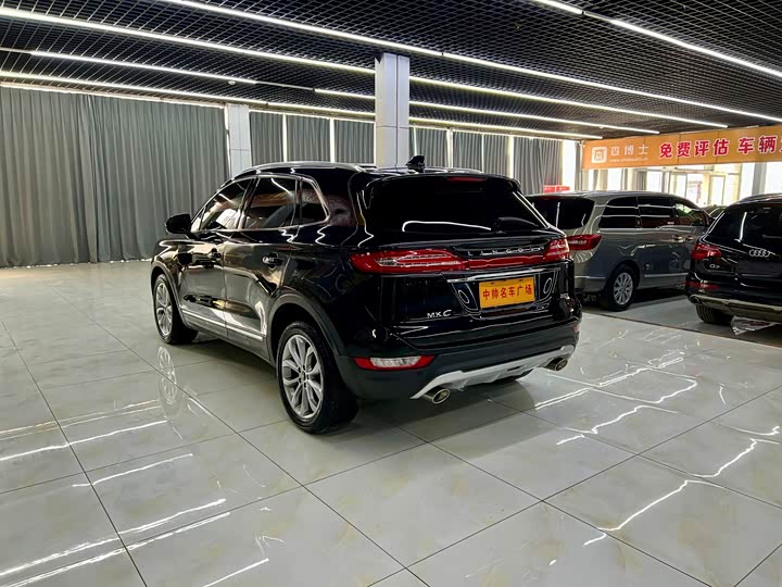 Lincoln MKC 2019 2.0 T 2 WD VI — фото 4