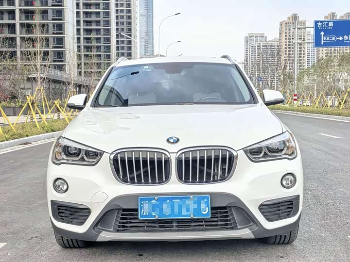 BMW X1 2019 s Drive 20 Li Leading — фото 2