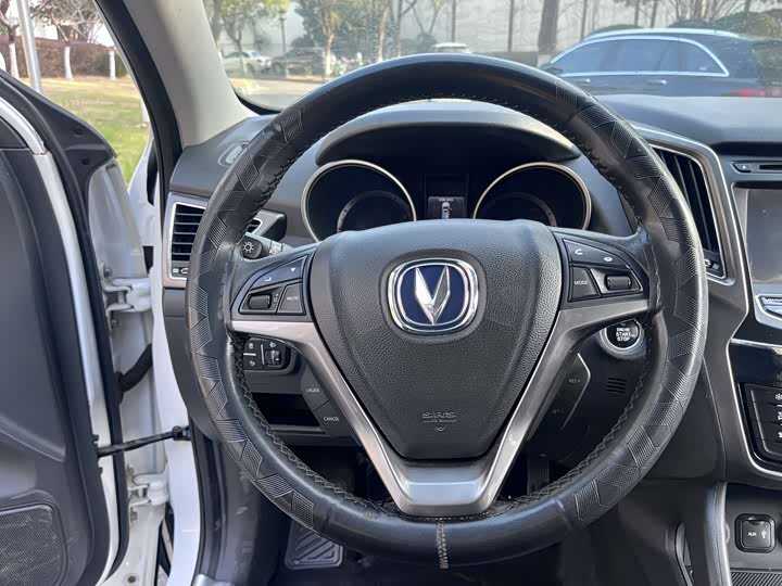 Changan CS75 2014 1.8 T ATElite IV — фото 11